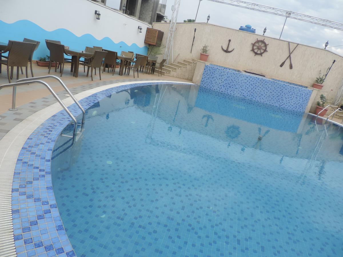 Crown Hotel Juba Exterior photo